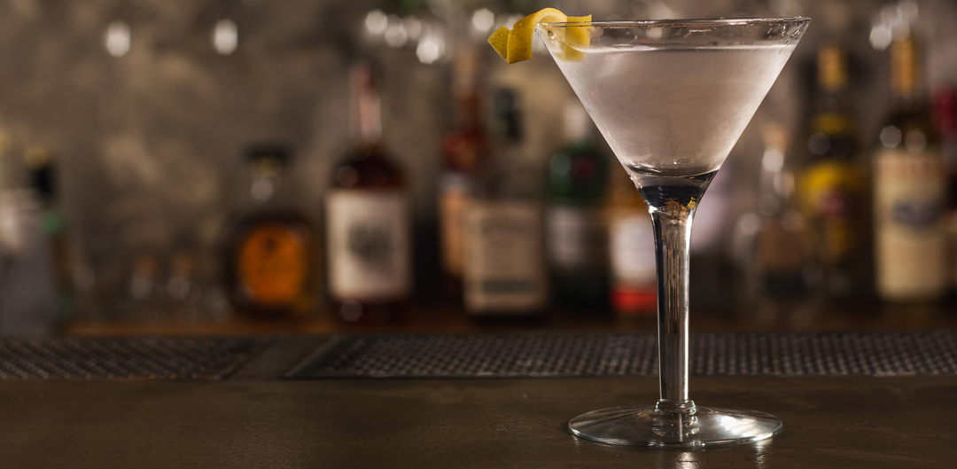 HOW TO MAKE A VESPER MARTINI